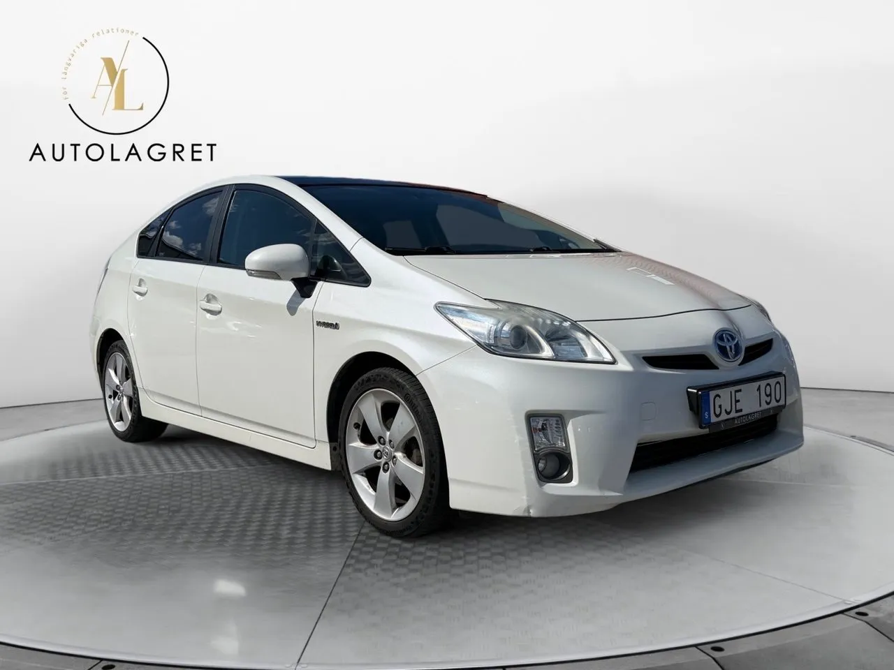 Vehicle image 7
