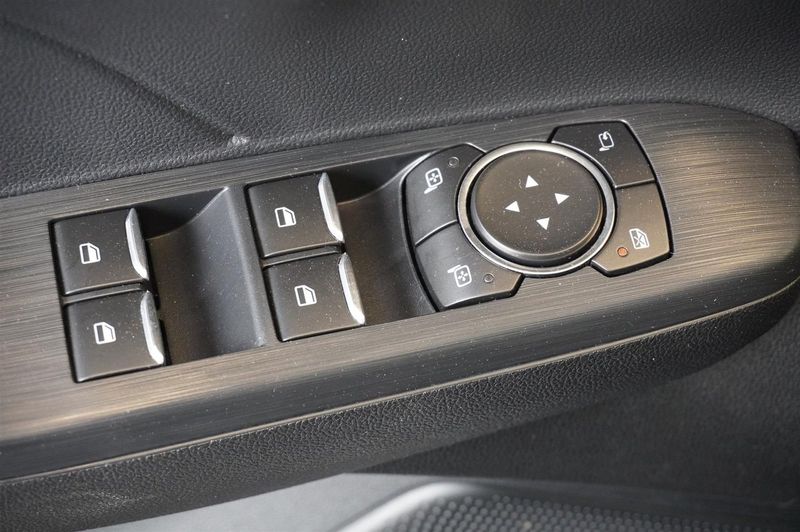 Ford Kuga bild 13