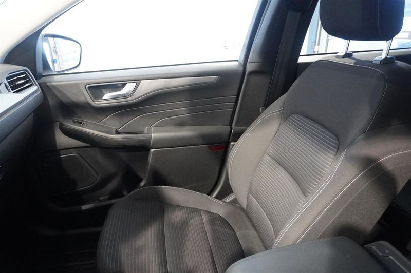 Ford Kuga bild 15