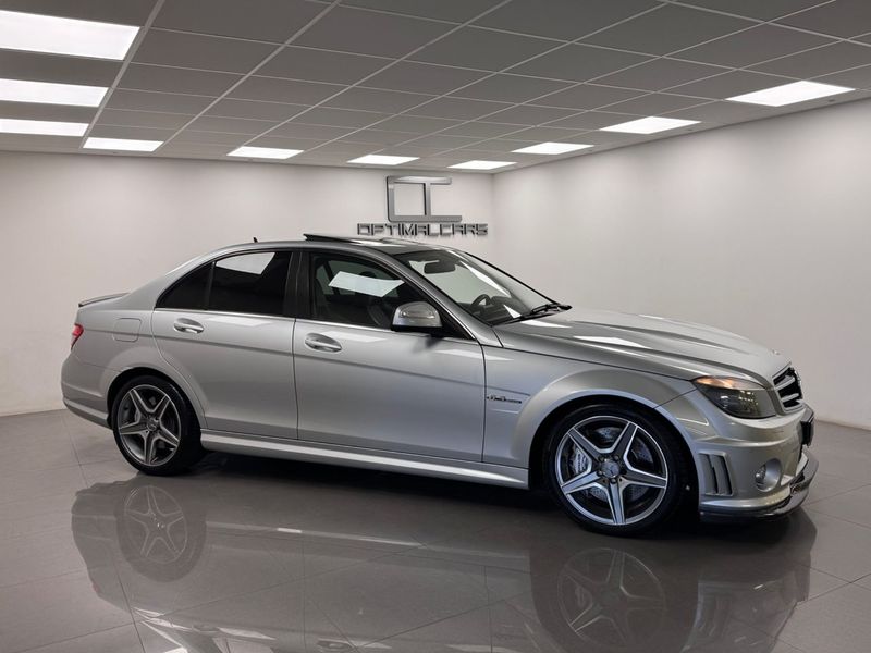 Mercedes C63 AMG bild 14