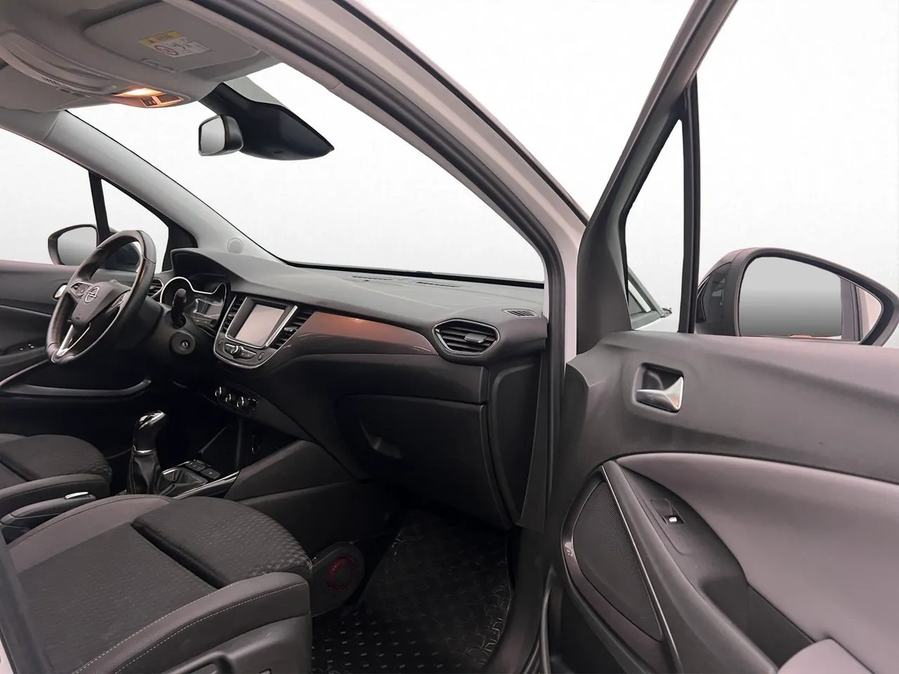 Vehicle image 20