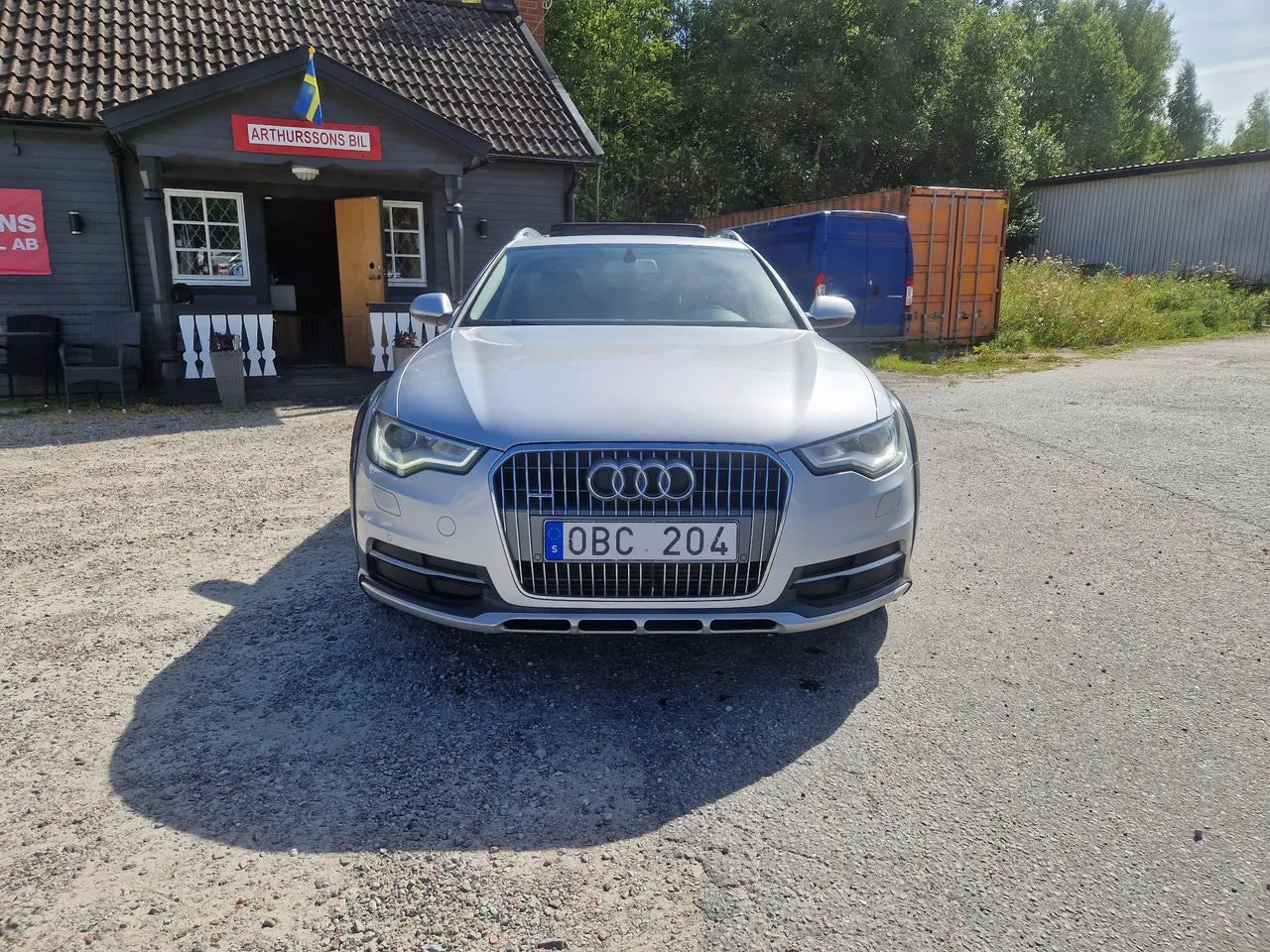 Vehicle image 1