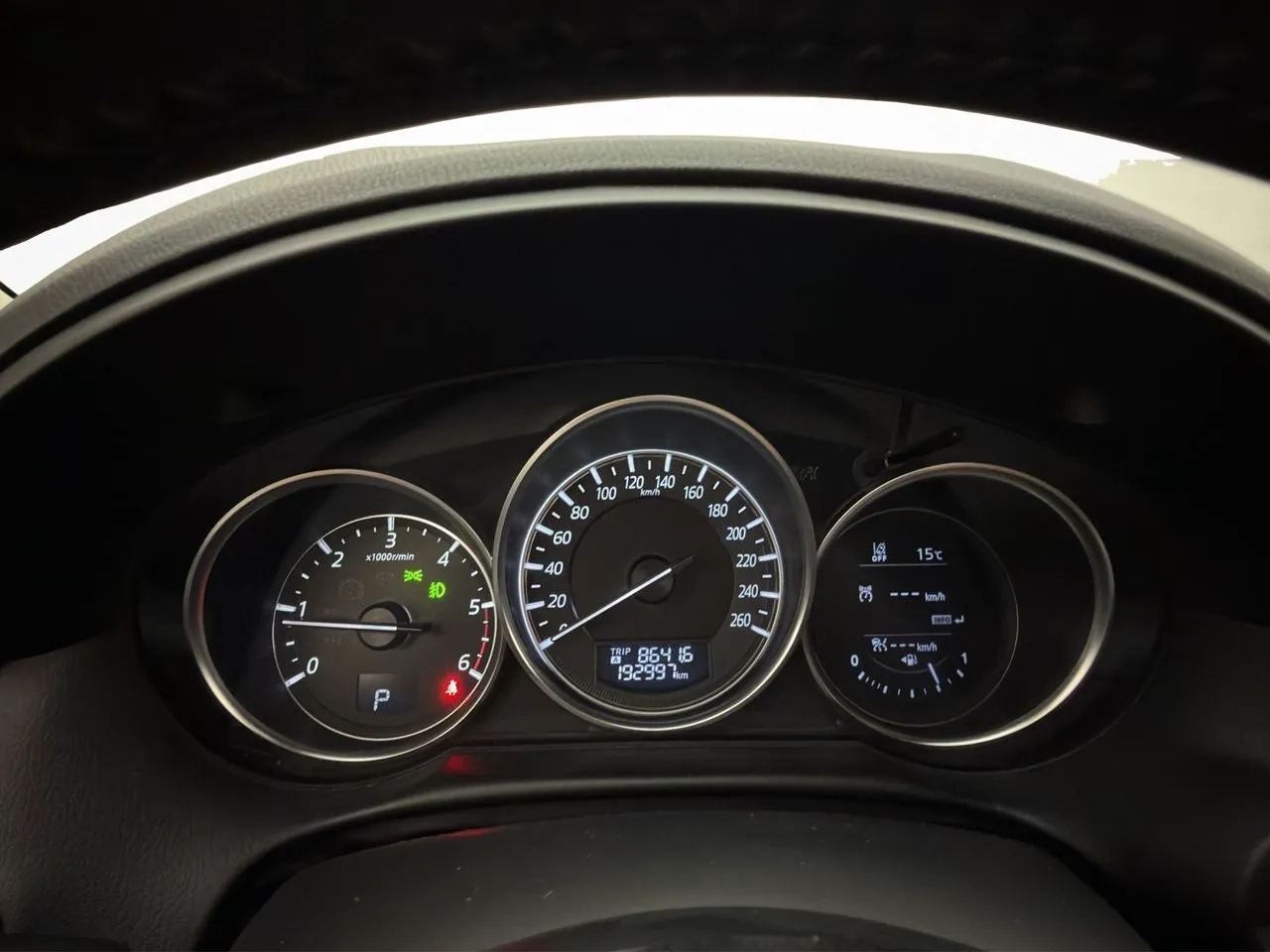 Vehicle image 14
