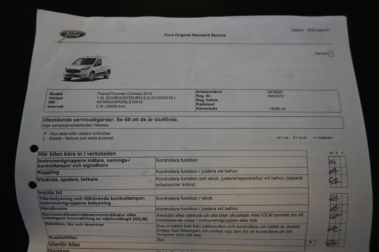 Vehicle image 21