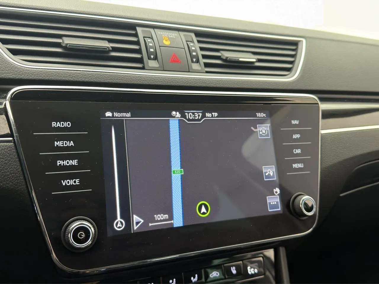 Vehicle image 20