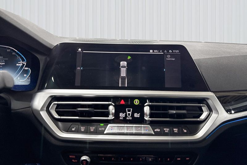 BMW 330 bild 15