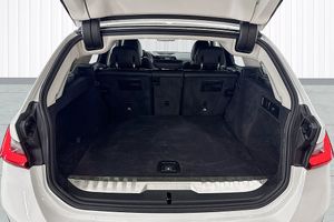 BMW 330 bild 17
