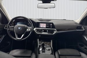 BMW 330 bild 13