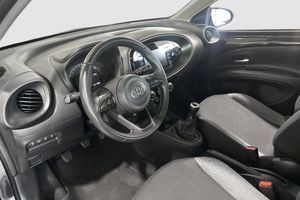 Toyota Aygo X bild 8