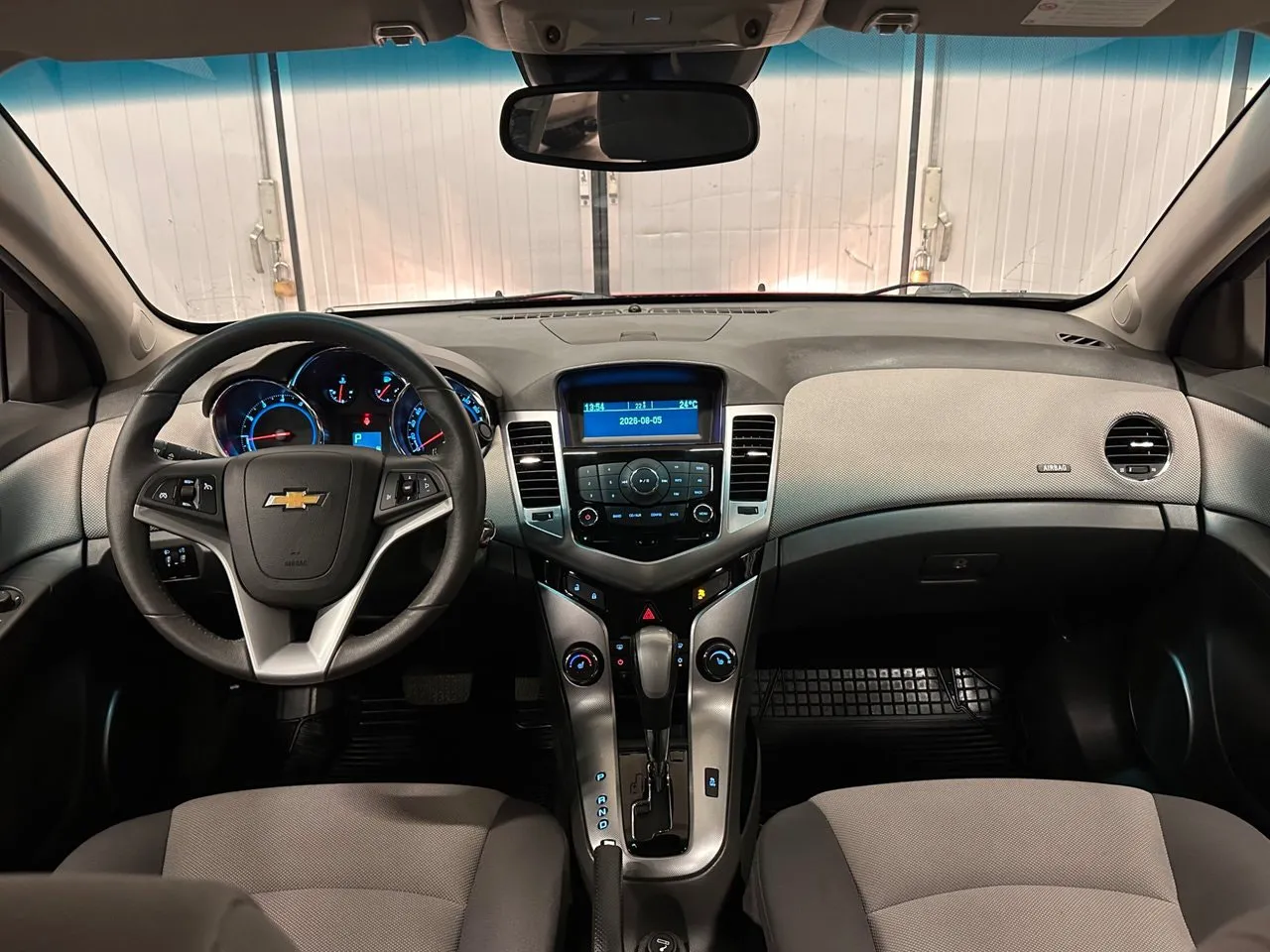 Vehicle image 11
