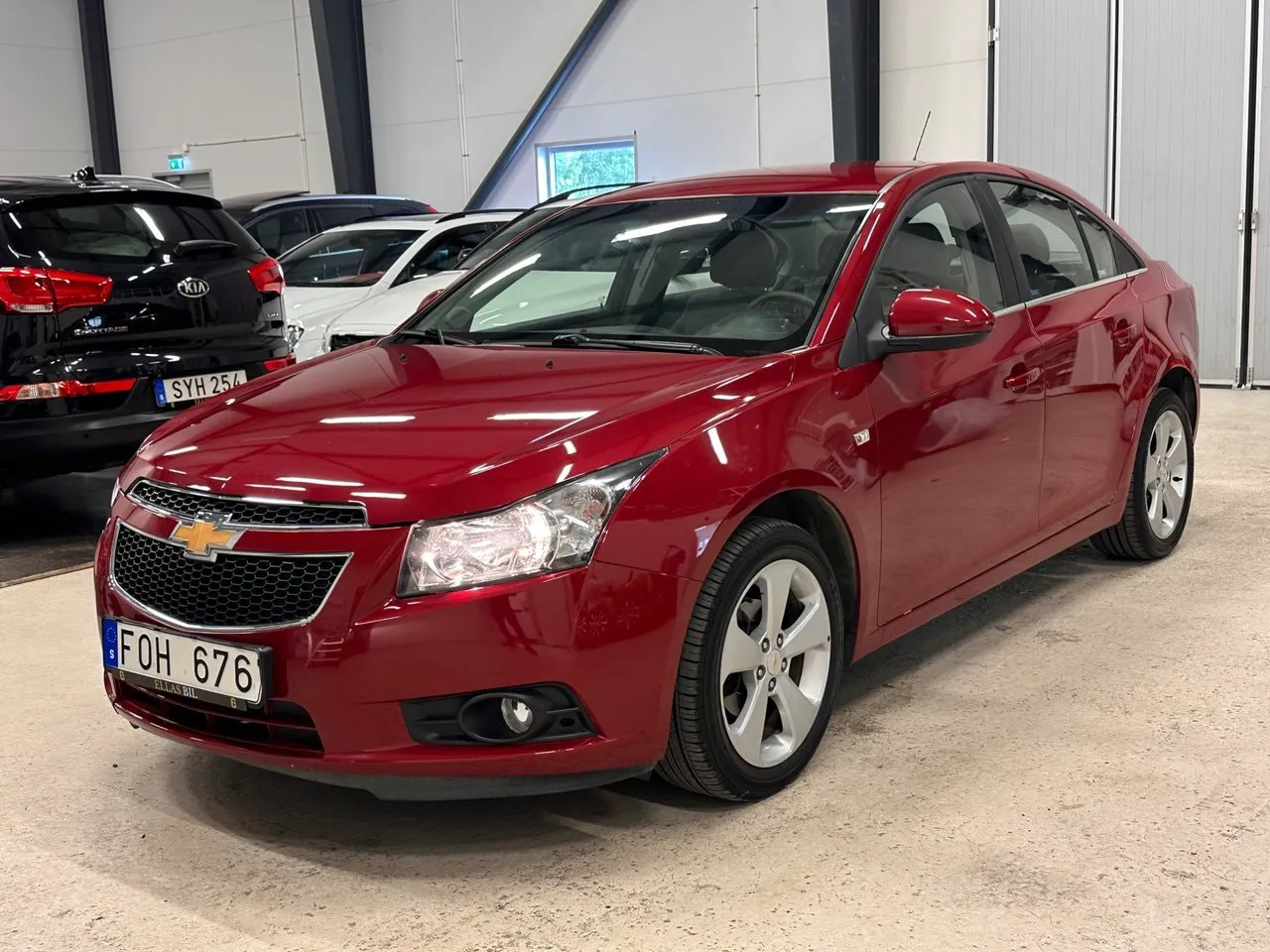 Vehicle image 3