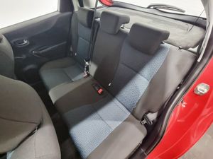 Toyota Yaris bild 9
