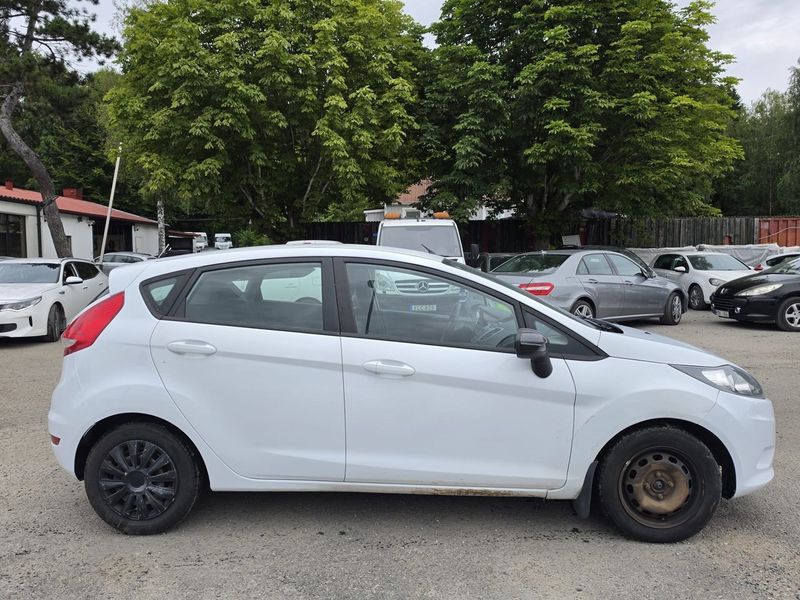 Ford Fiesta bild 3