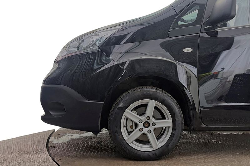Nissan e-NV200 bild 11