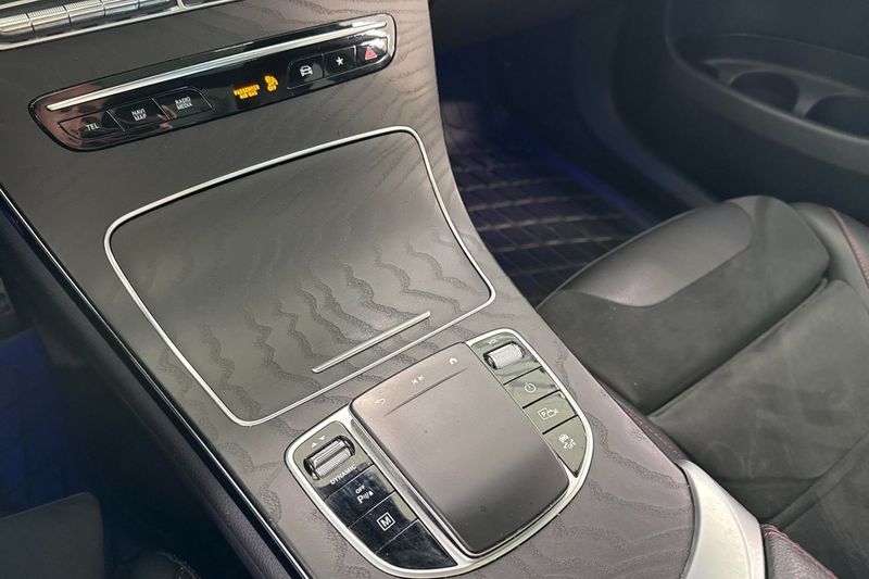 Mercedes GLC300 bild 11