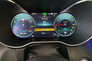 Mercedes GLC300 bild 10