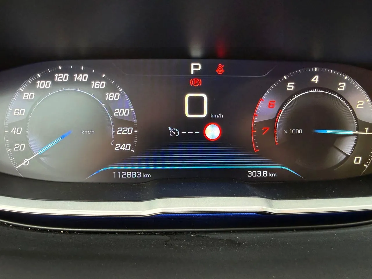 Vehicle image 14