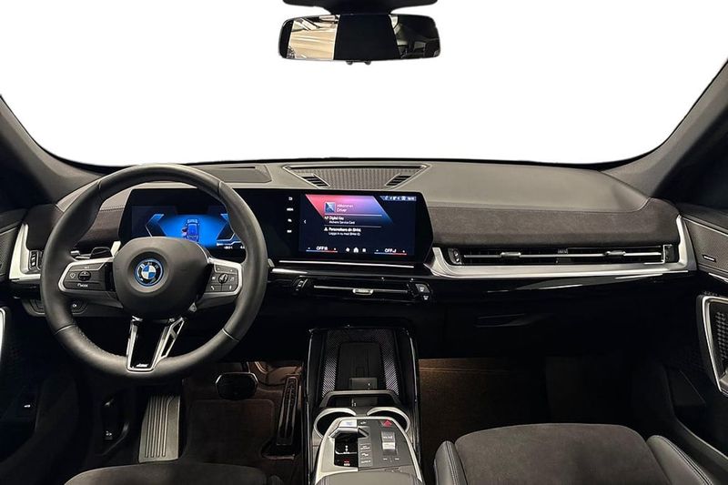 BMW X1 bild 9