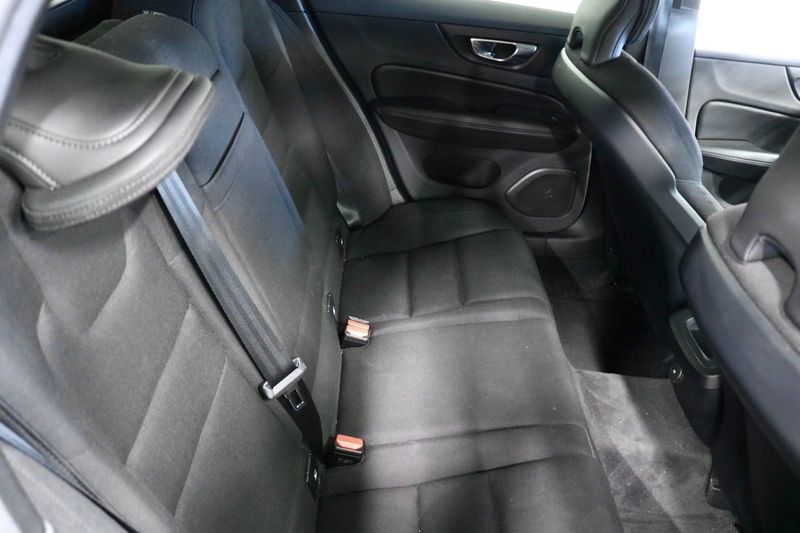 Volvo V60 bild 8