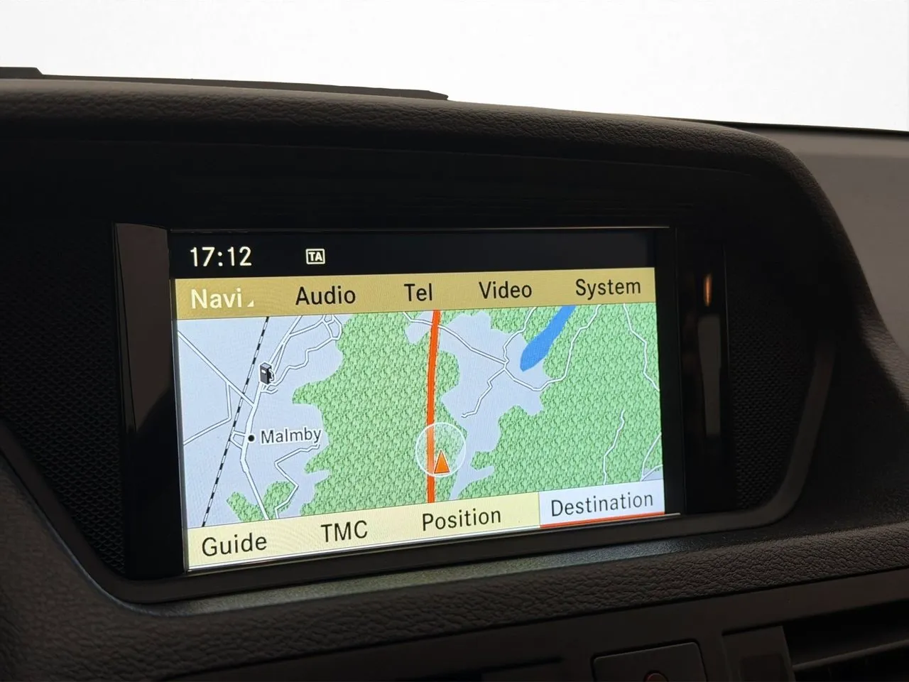 Vehicle image 21