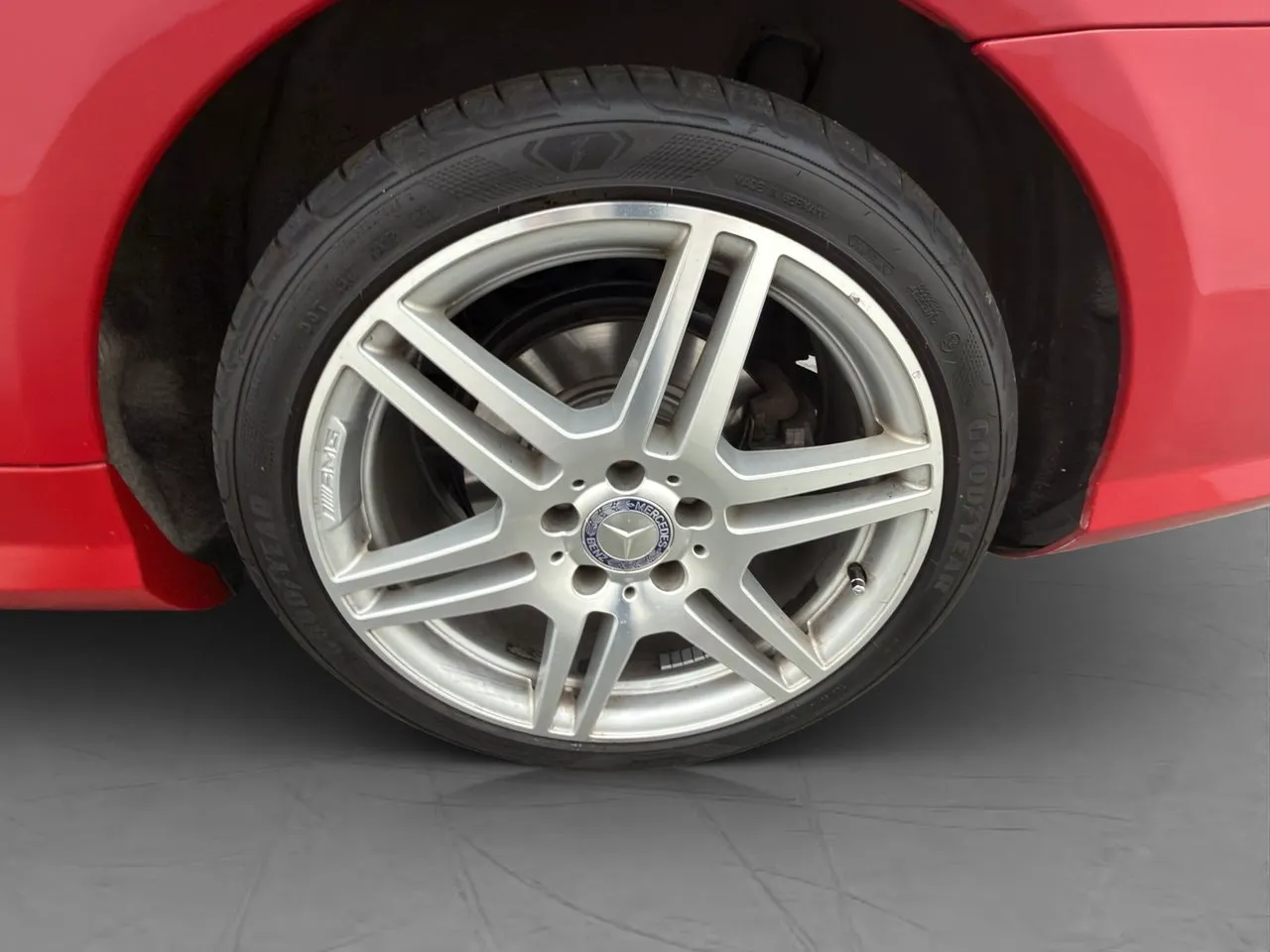 Vehicle image 31