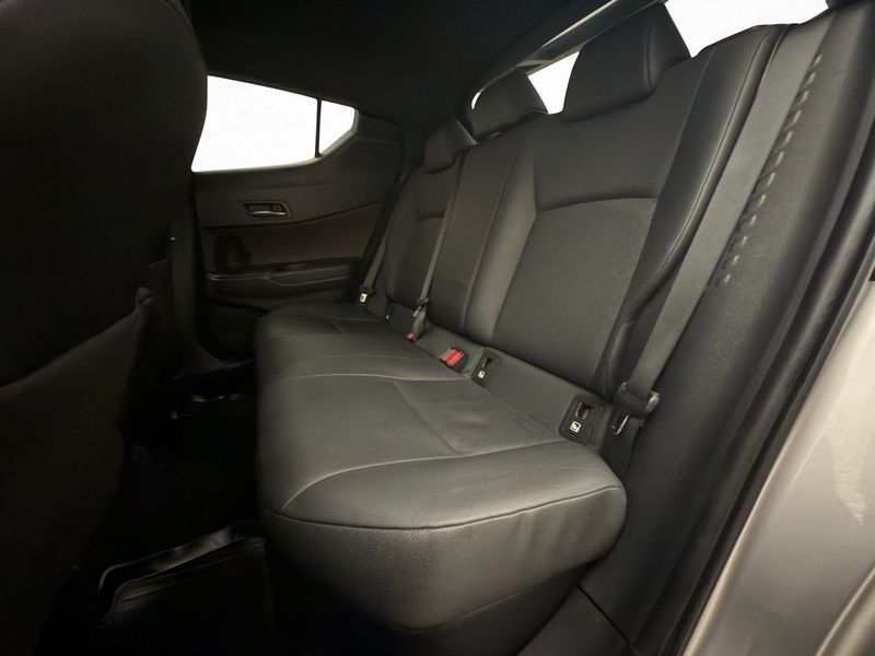 Toyota C-HR bild 21