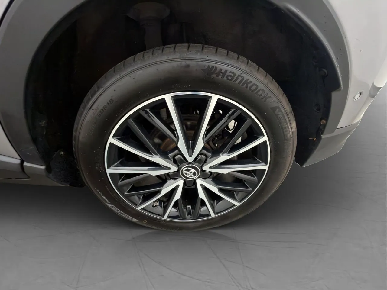 Vehicle image 31