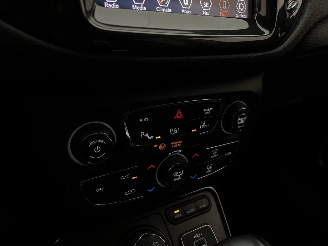 Vehicle image 23