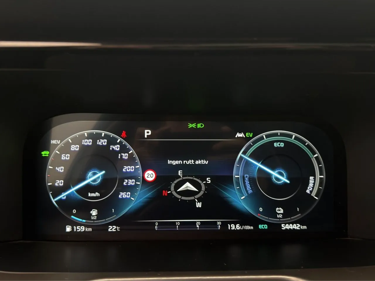 Vehicle image 20
