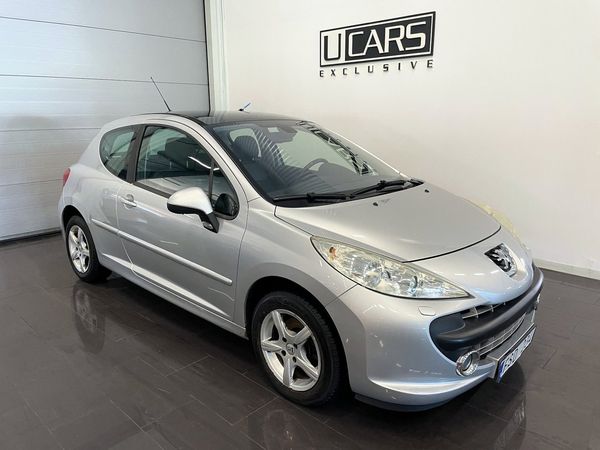 Peugeot 207 3-dörrar 1.6 THP Panorama glastak / Ny Kamkedja - 2007