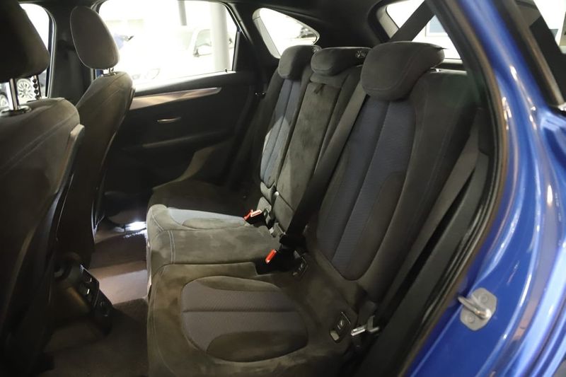 BMW 220 bild 10