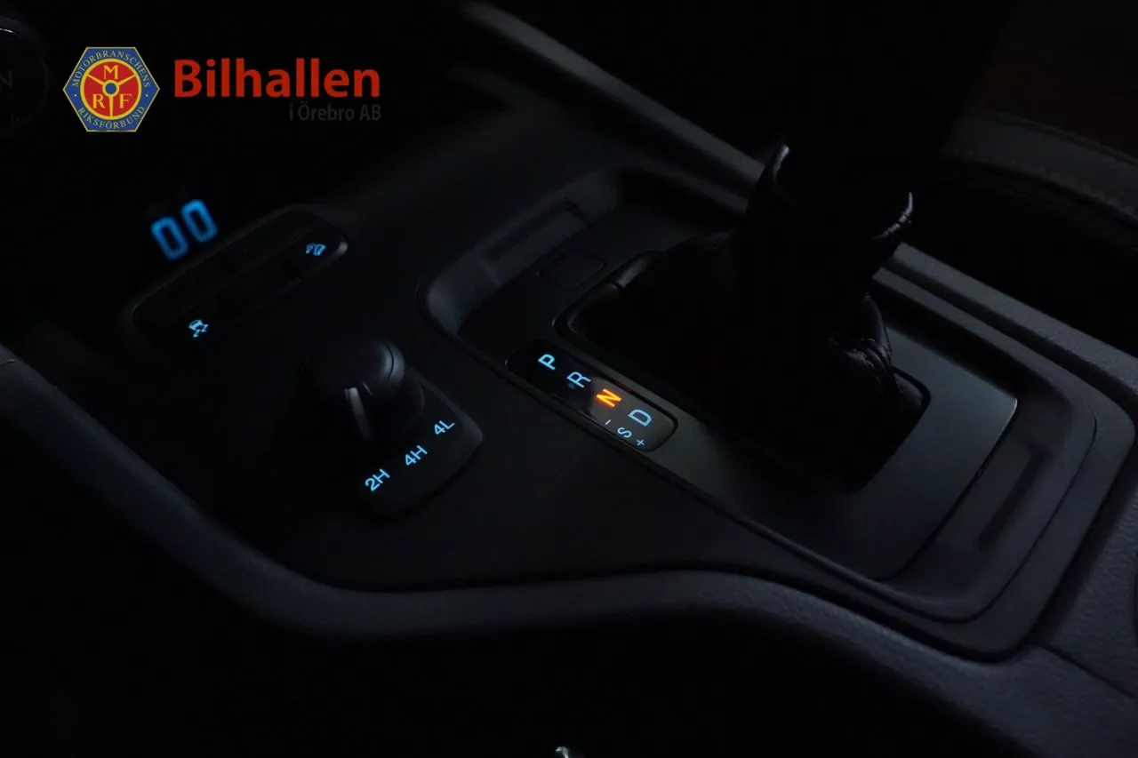 Vehicle image 36