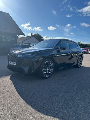 BMW iX bild 6