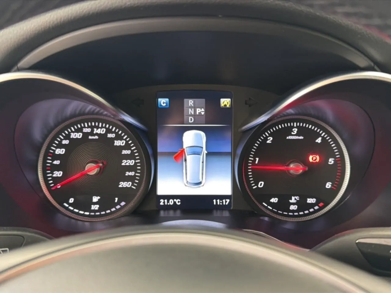 Vehicle image 14