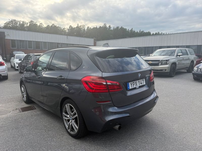 BMW 225 bild 6