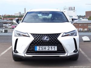 Lexus UX bild 24
