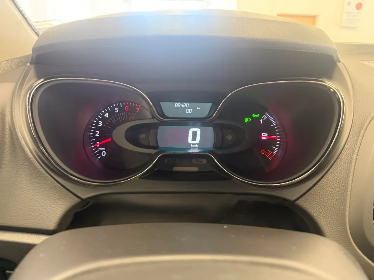 Vehicle image 20