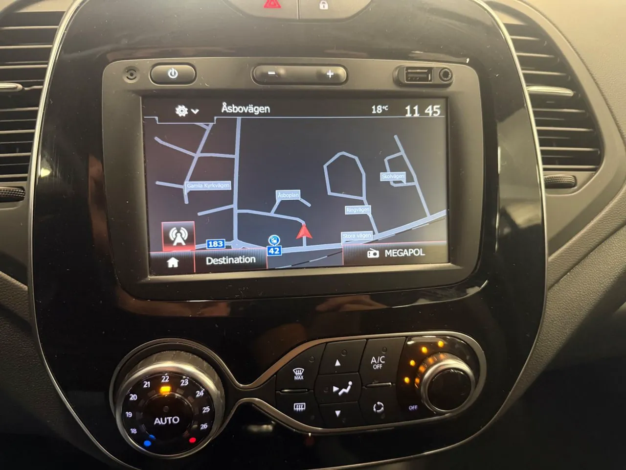 Vehicle image 21