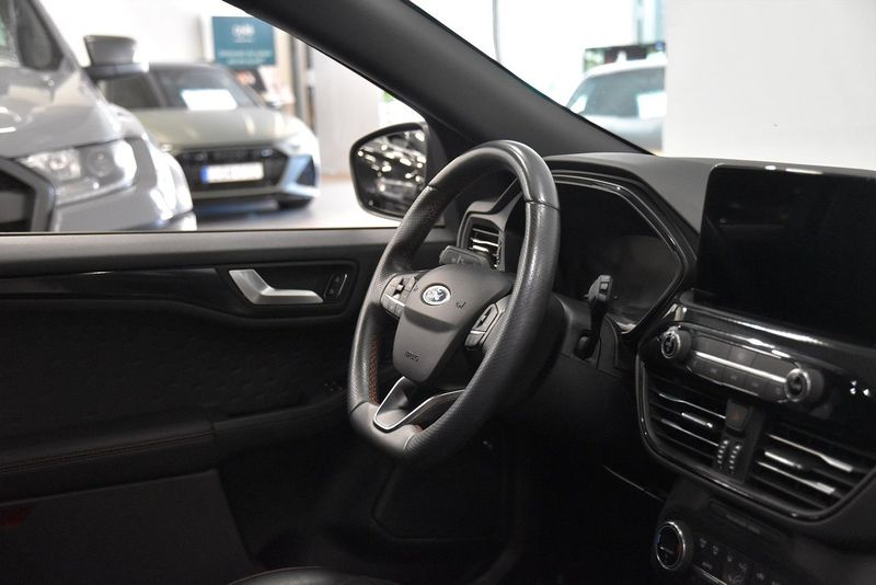 Ford Kuga bild 9