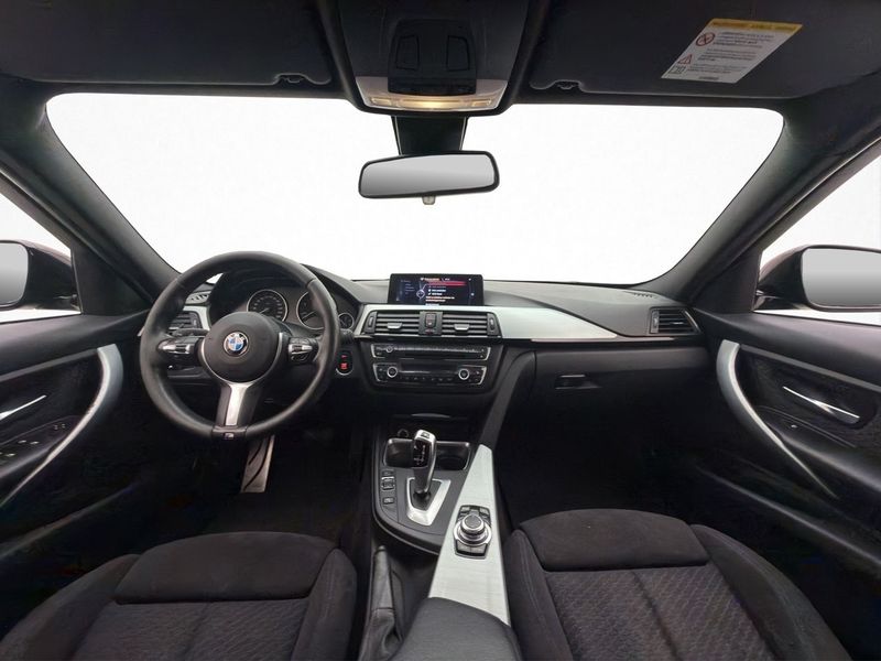 BMW 330 bild 13