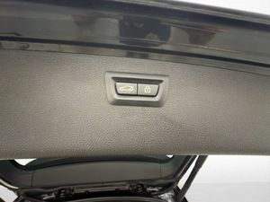 BMW 330 bild 29