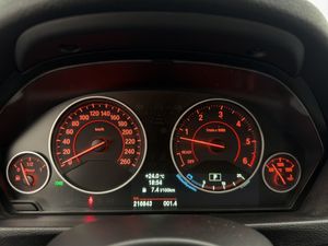 BMW 330 bild 18