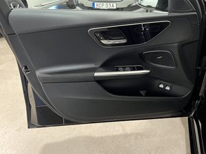 Mercedes C300 bild 8