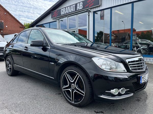 Mercedes C220 CDI Skinn AMG-Hjul 170HK - 2012