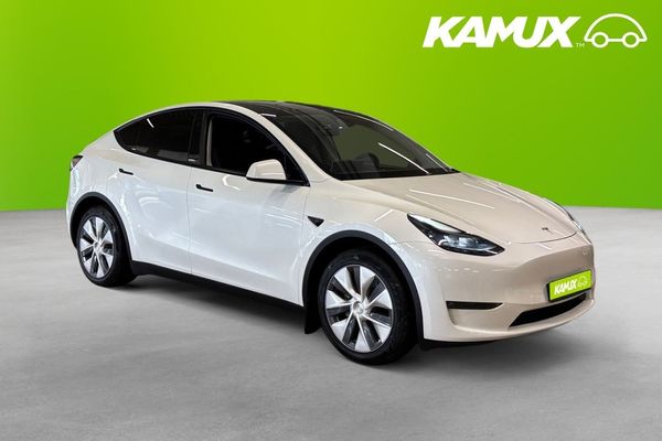 Tesla Model Y Long Range AWD Pano Kamera Värmare - 2024