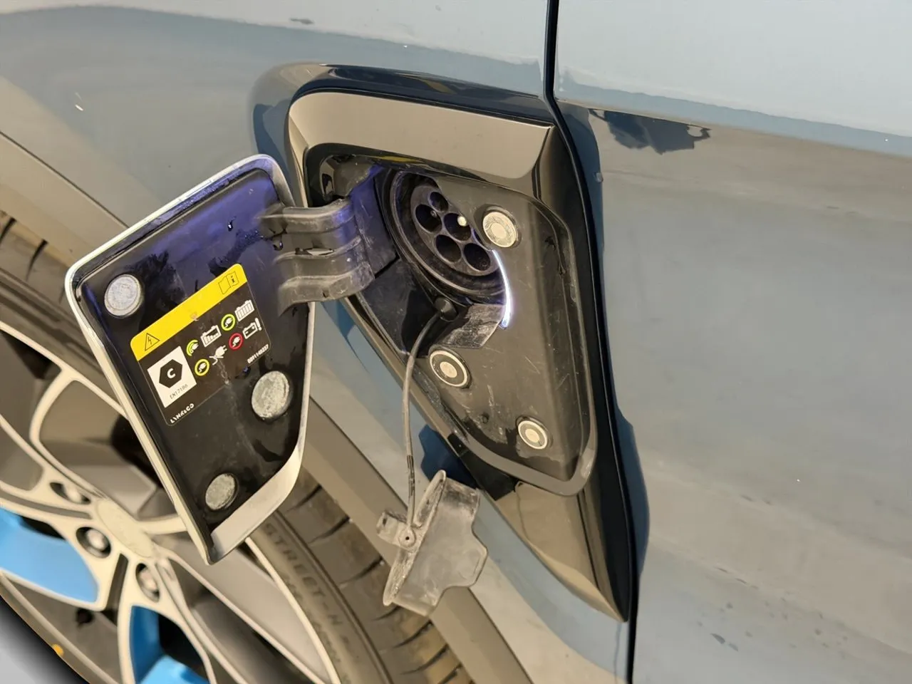 Vehicle image 31