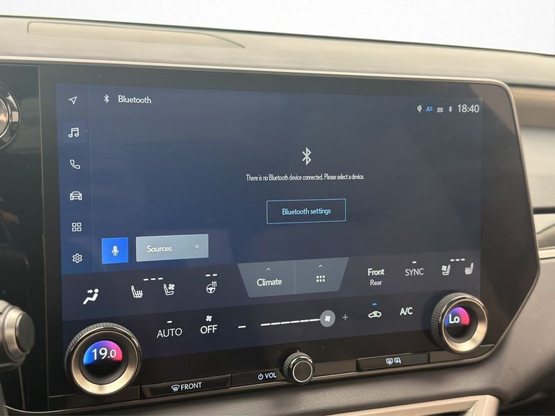 Lexus RX bild 20