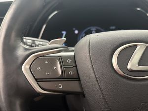 Lexus RX bild 24