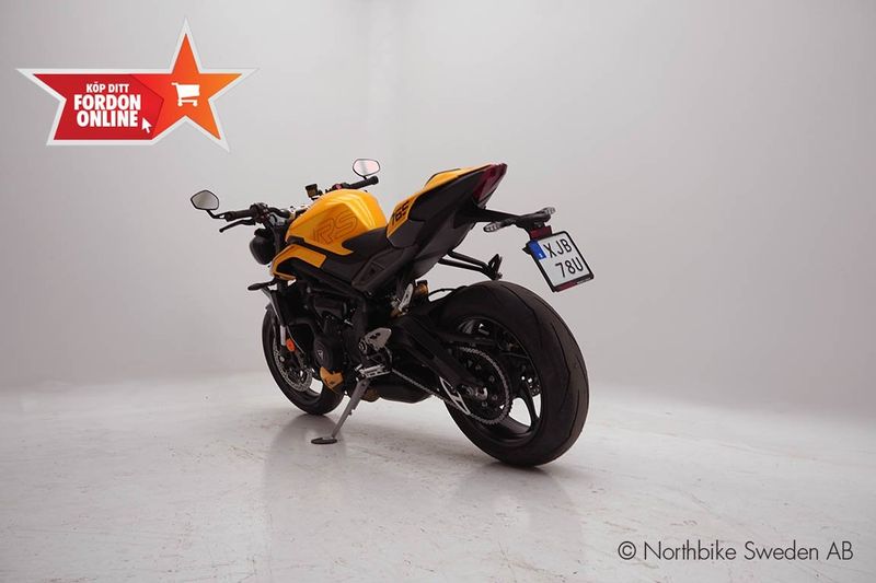 Triumph Street Triple bild 4