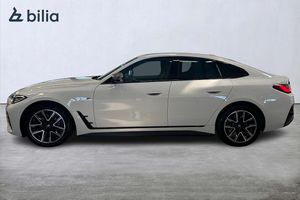 BMW i4 bild 6